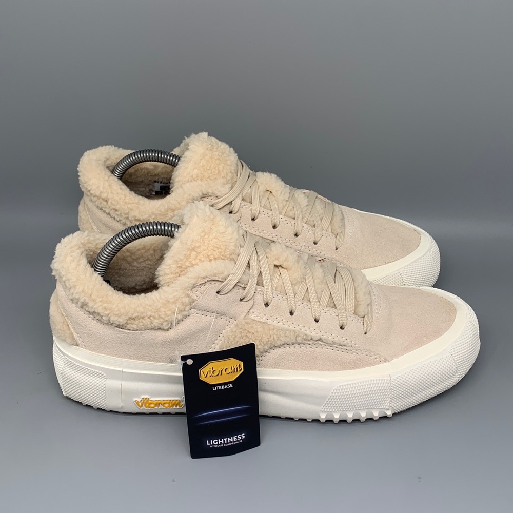 Brandblack Cream Suede Sherpa‎ Lined Vibram Sneakers Women’s Sz 10.5 NEW